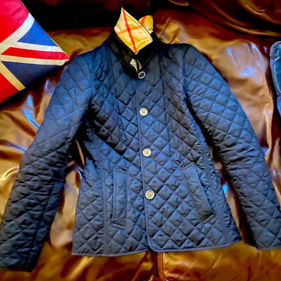 Burberry Jackets & Blazers - Burberry quilted jacket size XS excellent condition